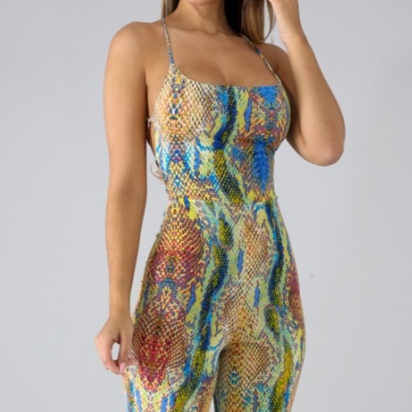 Animal Print Open Back Slim fit Flared Jumpsuit - Picture 4 of 5